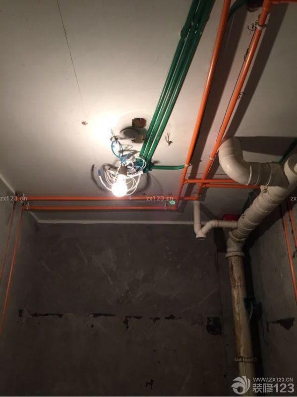 我们家已经做好的水电。