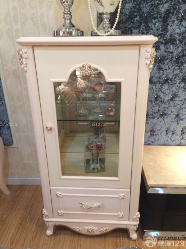 去选的家具，四万1！便宜到没盆友。如果换到其他地方买，没有10万买不到！呼唤～物流找的公公朋友，全免。