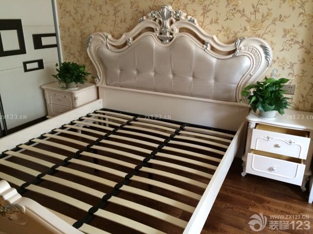 家具终于从广州拖回来了，物流老板是公公的朋友，送了两床垫，基本上啥都不缺啦。安装师傅花了一天时间把家具都拼接好，整体效果瞬间出来了。给大家看看