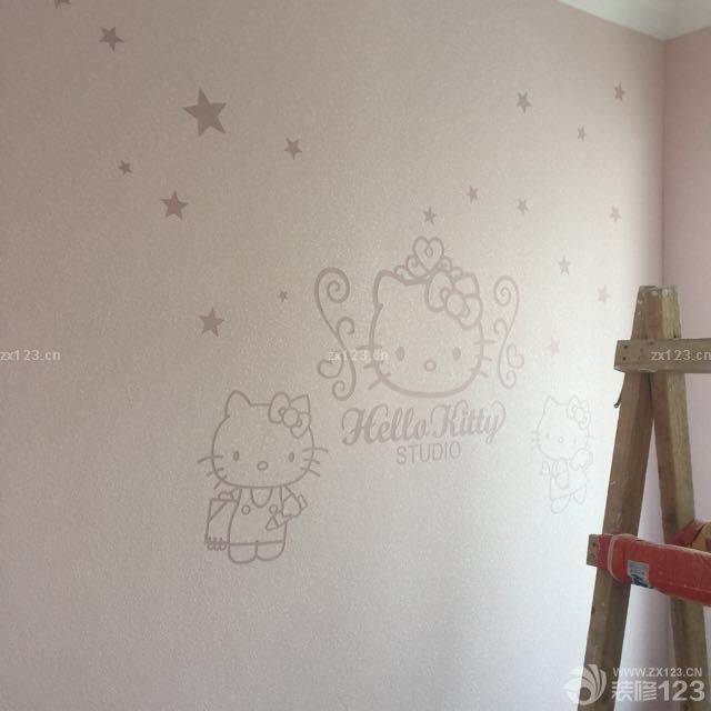 硅藻泥完工咯！还不错。我们毕竟第一次装修，能装这样也是很不错的了。