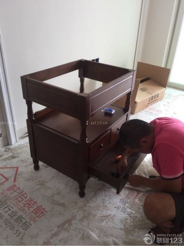 最满意就是这个淋浴房和洗手台！价格质量是平等的。