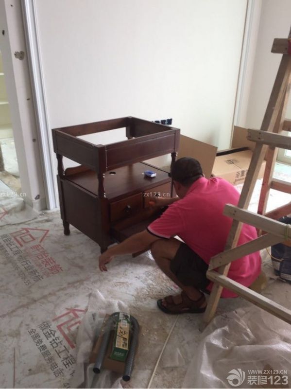 最满意就是这个淋浴房和洗手台！价格质量是平等的。