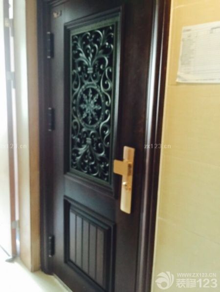 今天装橱柜打扫了一下！感觉还不错。