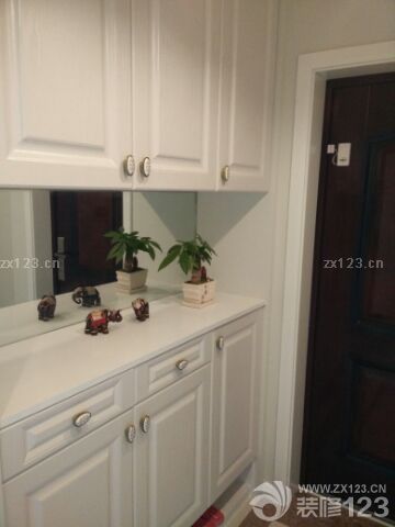 基本完工，装修公司真给力，后期还陆续根据我们的要求做完善。双方的爸妈都挺满意的，也没耽误婚礼。结婚那天大家来新房，都赞不绝口，啥也不说了，上图。