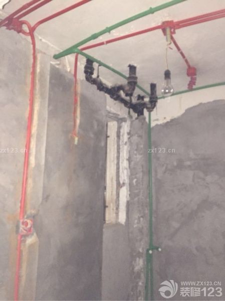 水电工程排线，感觉水电部分都还是蛮不错的，只是自己好像真的不太会。