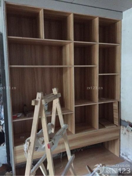 木工即将完成，瓷砖也快好了～么么哒～