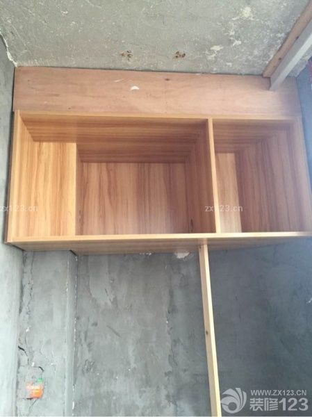 木工即将完成，瓷砖也快好了～么么哒～