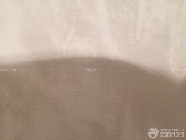 今天把热水器安装完毕，墙面也上了网～整个装修也就快结束咯。