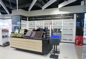 化妆品店面室内吊顶设计装修效果图片