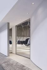 福州服装店门面门头装修设计图