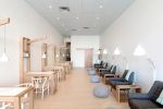现代风格美甲店面天花板设计装修效果图