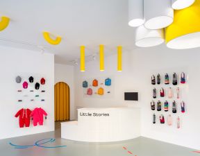 小型童装专卖店简约装修效果图