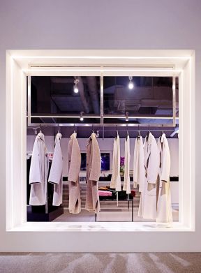 太原服装店面装修设计图片