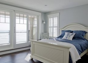 主卧室阳台装修效果图  阳台门框大全