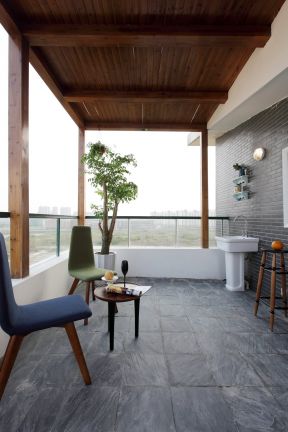 阳台吊顶装修效果图 阳台吊顶装饰效果图