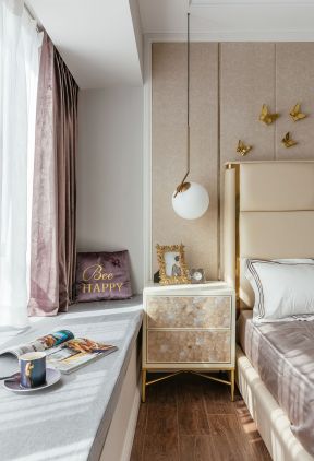 卧室飘窗装饰图片 卧室飘窗装修效果图大全 卧室飘窗装饰效果图 卧室飘窗装修图