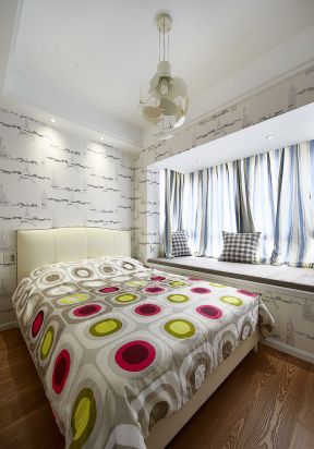 卧室飘窗设计图片大全 卧室飘窗台 卧室飘窗设计效果图大全 