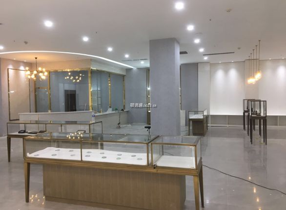 保定市北二环钟楼商厦典当行
