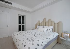 时尚卧室装修设计 卧室床图