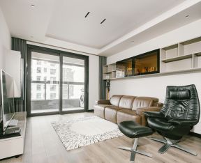 客厅阳台门图片 客厅沙发颜色图片