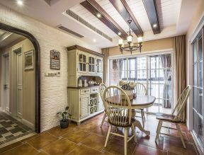 美式风格餐厅吊顶装修 美式风格餐厅设计 美式风格餐厅吊顶效果图