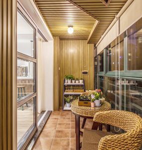 混搭风格休闲阳台吊顶装修效果图片