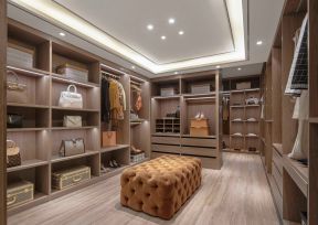 豪华衣帽间装修图片 豪华衣帽间装修效果图大全
