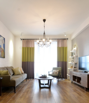 88平简约风格客厅装修实景图